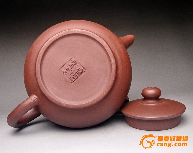 宜兴原矿紫砂.工艺师崔国云制【飞把壶】