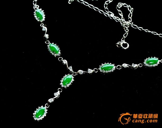 满阳绿豪镶项链!奢华镶嵌94颗闪耀锆钻缅甸A
