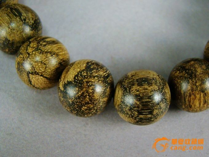 【信誉保真】本场拍卖上最好的沉香手珠之二_