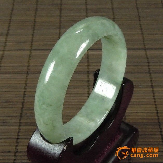 玉器 天然翡翠A货冰糯种淡绿色手镯内直径58