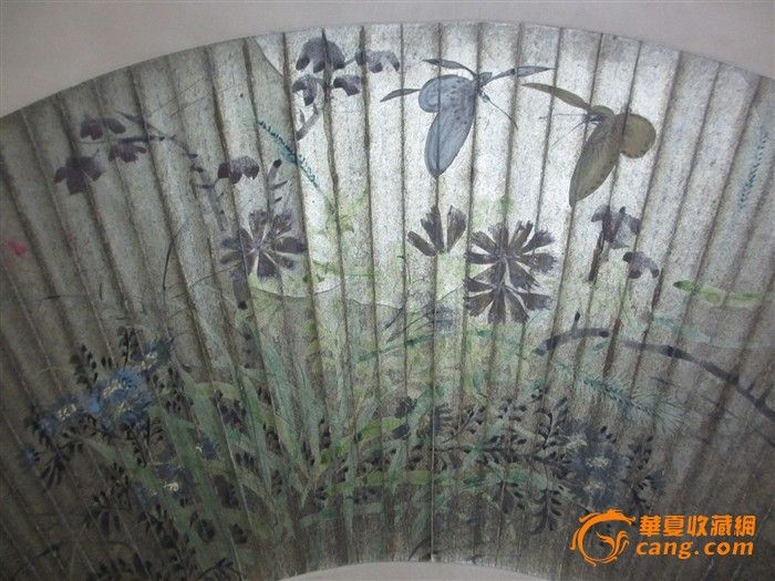 <em>清代才女</em>李珏绘花蝶图泥金扇面_<em>清代才女</em>李珏