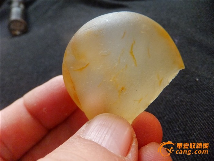 新疆克拉玛依【宝石光】原石