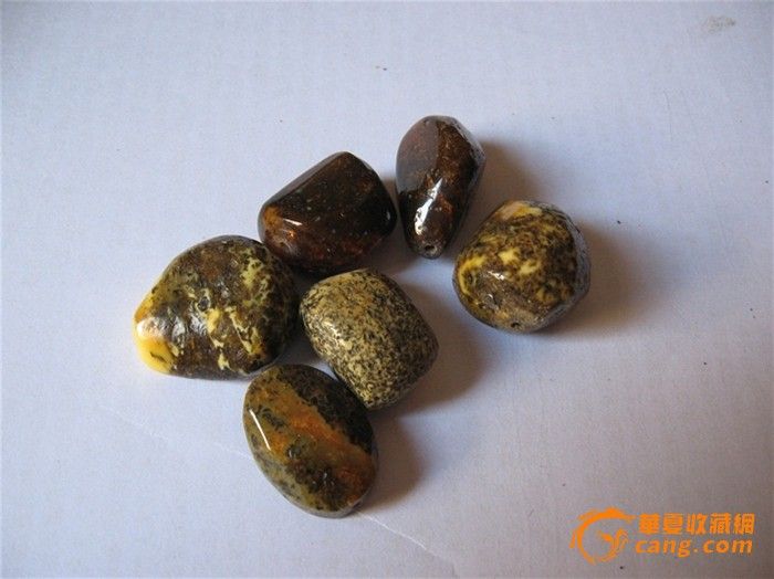 明清瓷0元拍【天然琥珀蜜蜡原石】_明清瓷0元