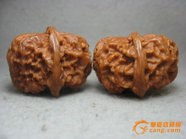 【文玩核桃之大磨盘狮子头一对】编号1565_在线拍卖网_艺术品拍卖_古玩拍卖_华夏收藏网