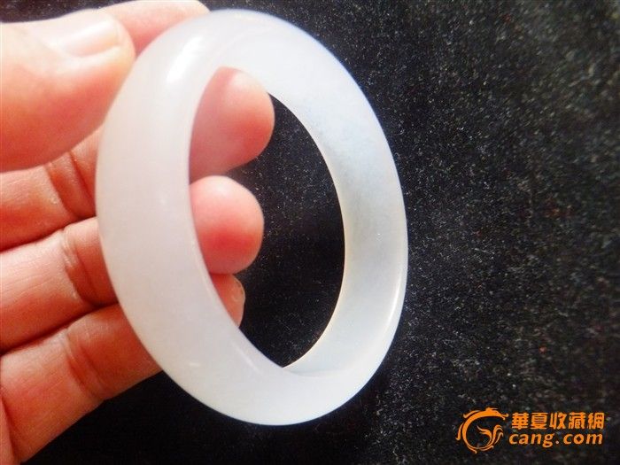 新疆克拉玛依白金丝玉手镯_新疆克拉玛依白金