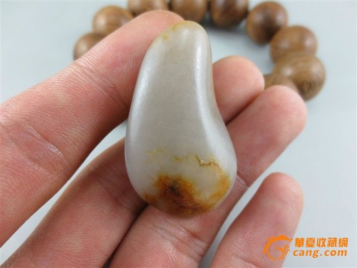 和田玉桃花玉籽料原石 _在线拍卖网_艺术品拍卖_古玩拍卖_华夏收藏网